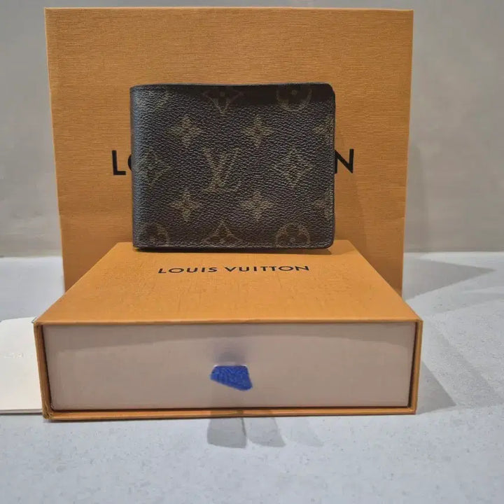 [BUNJANG] Louis Vuitton Genuine Eclipse Monogram Wallet / 루이비통 정품 이클립스 모노그램 반지갑 판매합니다