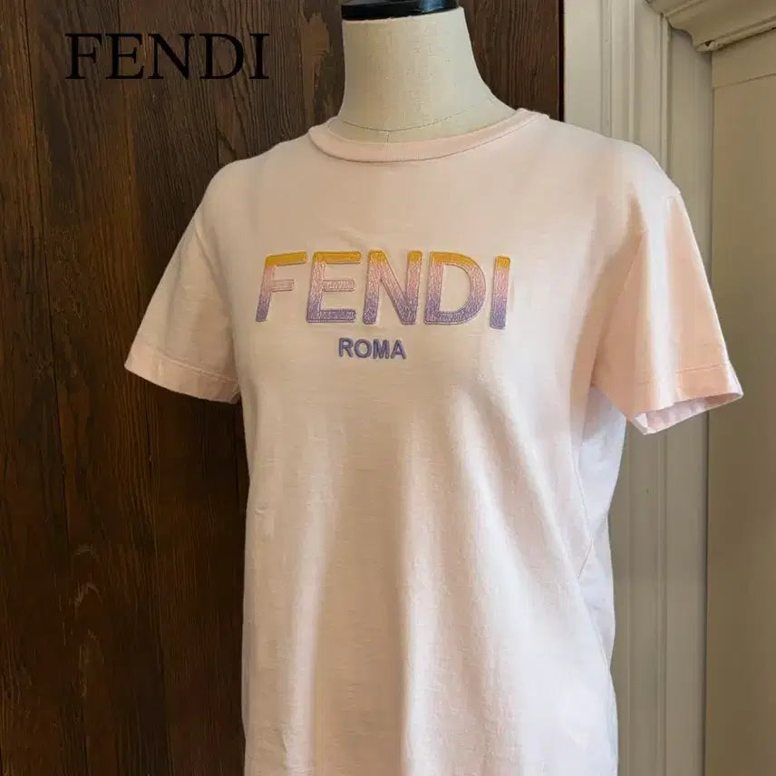 [BUNJANG] Fendi Authentic Pink Short Sleeve T-Shirt / 펜디 정품 핑크 반팔티