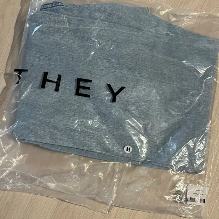 [BUNJANG] They Semi Wide Denim Pants / (새상품/ 정가75000) They 세미 와이드 데님 팬츠