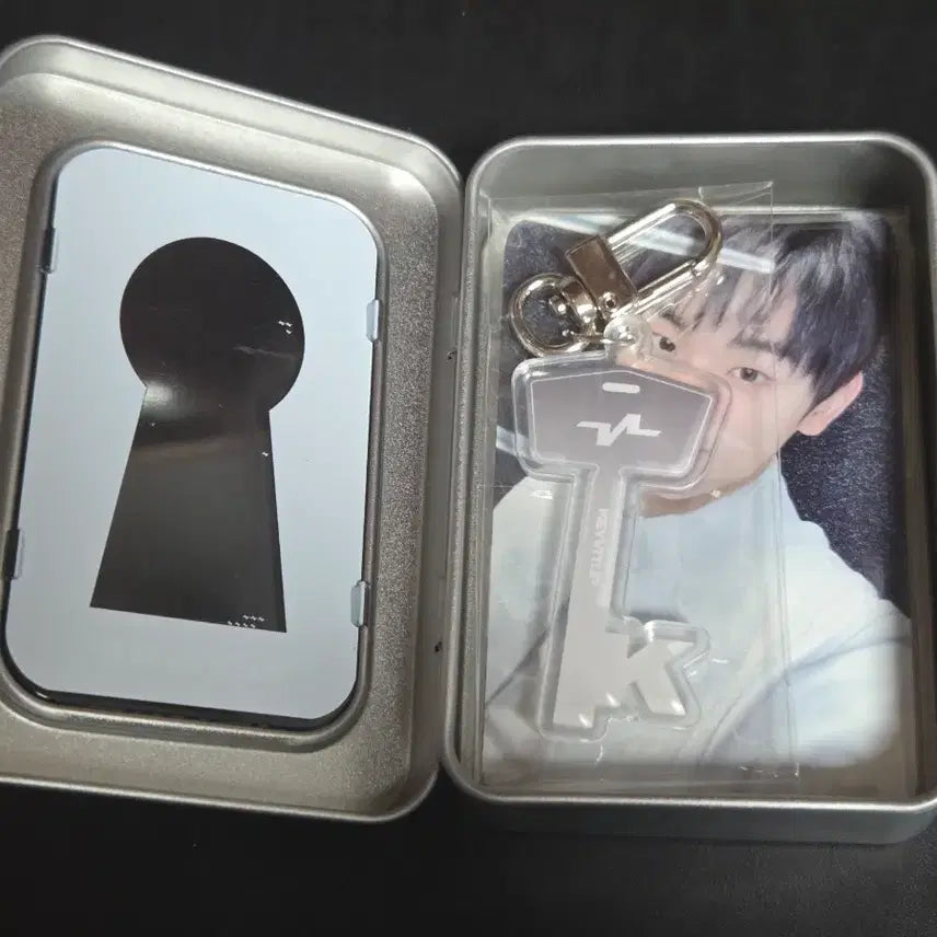 [BUNJANG] Kibitup Official Fan Meeting Debut Kit Photocard / 키빗업 공방 방청 데뷔 키트 역조공 포카 포토카드 팝니다