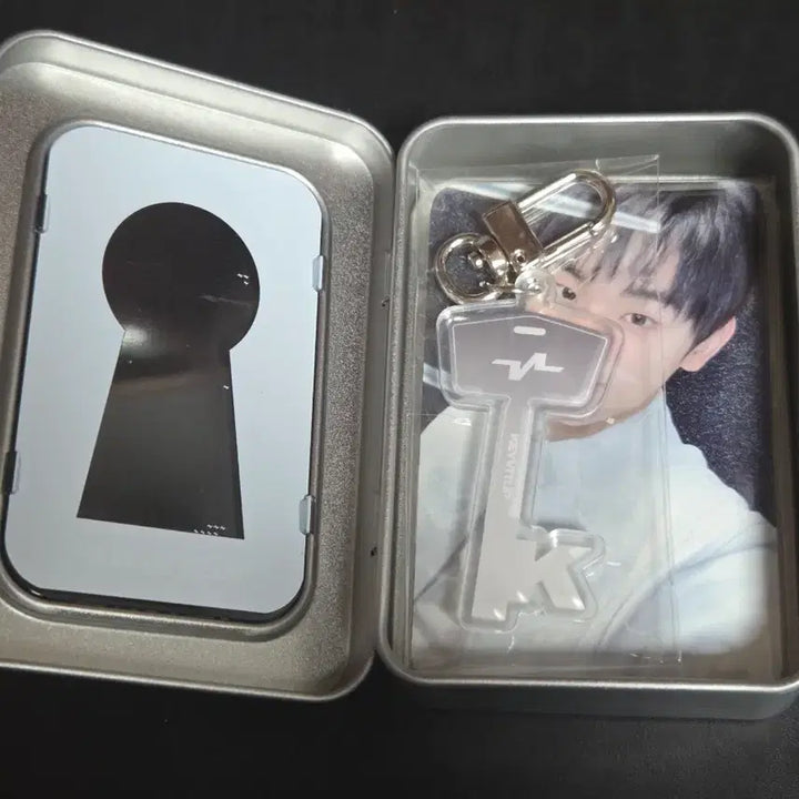[BUNJANG] Kibitup Official Fan Meeting Debut Kit Photocard / 키빗업 공방 방청 데뷔 키트 역조공 포카 포토카드 팝니다