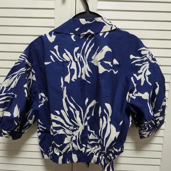 [BUNJANG] Zara Cropped Shirt (M) / 자라 크롭 셔츠 M