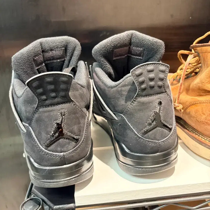 [BUNJANG] Nike Air Jordan 4 Retro Black Cat 2020 Size 260 / 나이키 에어 조던 4 레트로 블랙 캣 2020 사이즈260 최상