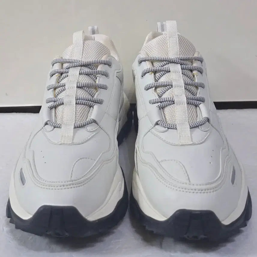 [BUNJANG] Archiklassic Urban Tracker White Ivory Trail Walking Shoes / [275] 아키클래식 어반트래커 화이트아이보리