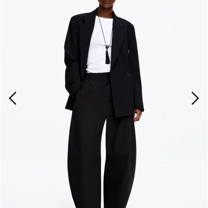 [BUNJANG] Arket Barrel Leg Cotton Trousers Black M / 아르켓 배럴 레그 코튼 트라우저