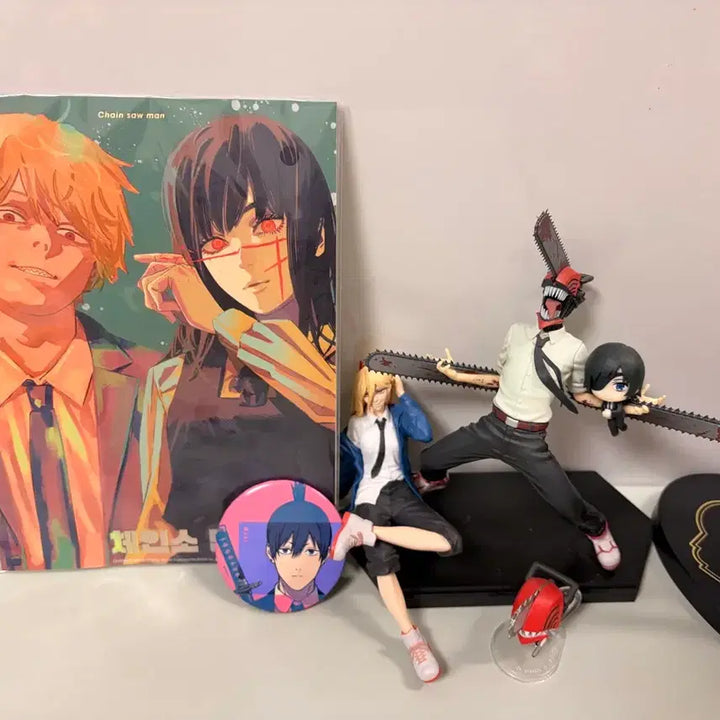 [BUNJANG] Chainsaw Man Figure &amp; Goods Bundle Set / 체인소맨 피규어 + 굿즈 일괄