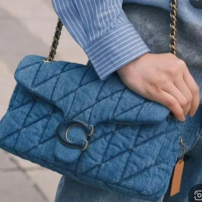 [BUNJANG] Coach Tabby Denim Quilting Shoulder Bag 20 / 코치 태비 데님 퀼팅 숄더백/20사이즈