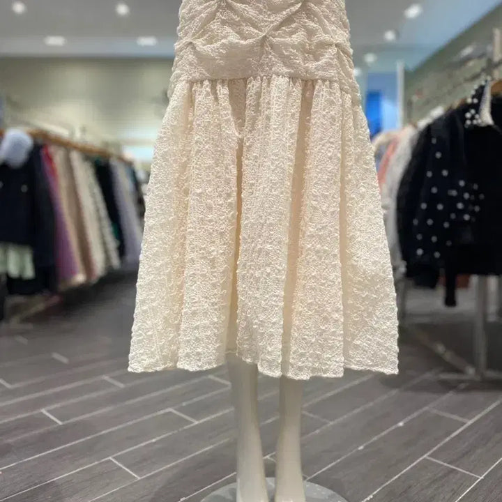 [BUNJANG] Osecon Ivory Shirring Skirt Size 66 / 오즈세컨 아이보리 셔링  스커트 66사이즈