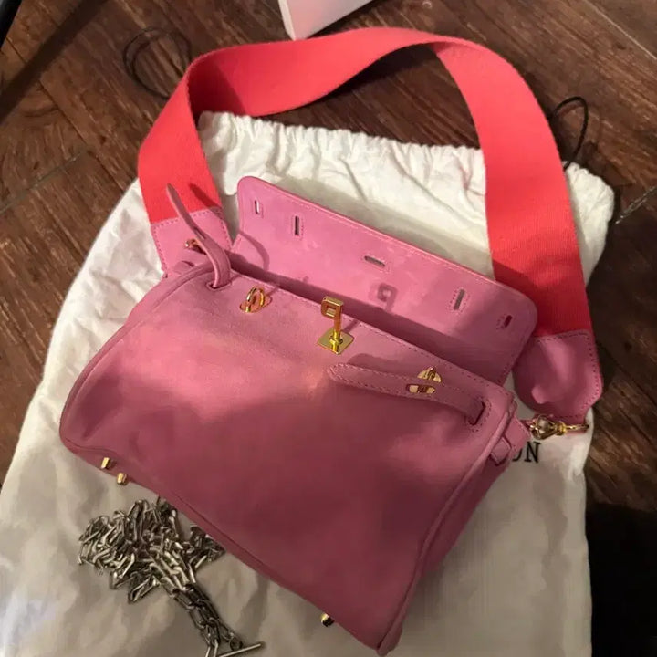 [BUNJANG] Pepe Yoon Pink Suede Bag / 페페윤 자체제작 핑크 스웨드 백