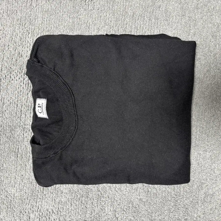 [BUNJANG] CP Company C. Island Crewneck Lens Knit Black / CP컴퍼니 씨 아일랜드 크루넥 렌즈 니트 블랙 - 25ss