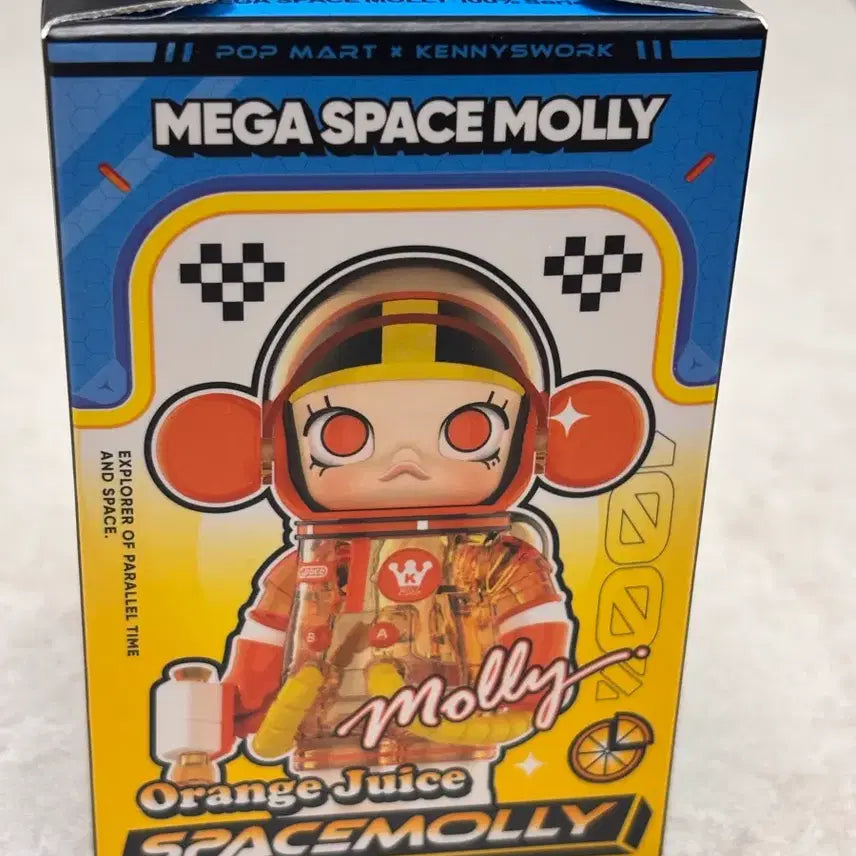 [BUNJANG] POP MART Mega Space Molly Series 4 Angel (Secret) - Sealed / [팝마트] 미개봉 메가스페이스몰리 시리즈4 엔젤(시크릿)