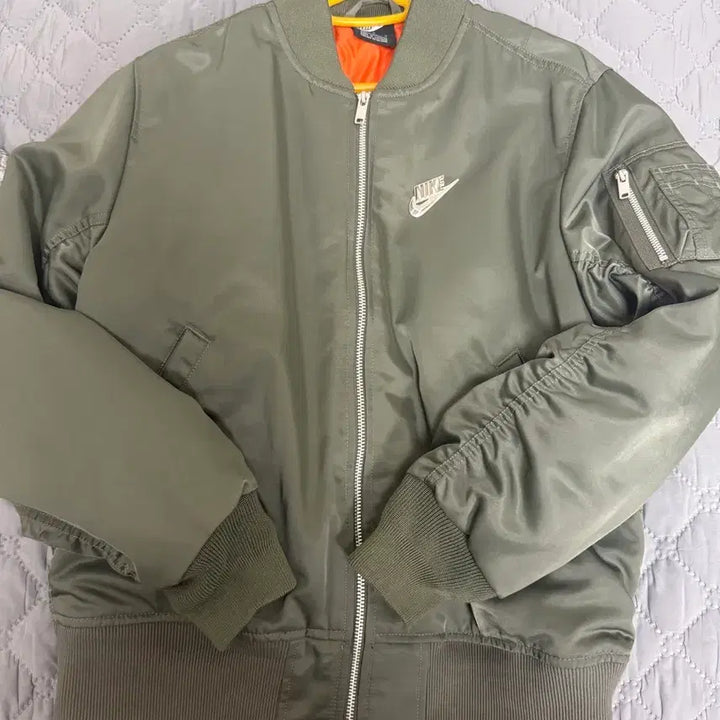 [BUNJANG] Nike NSW Funk MA-1 Bomber Jacket Khaki [M] / 나이키 NSW 펑크 MA-1 봄버 자켓 카키 [M]