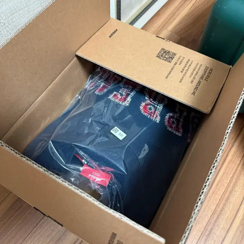 [BUNJANG] Supreme Plaid Arc Crewneck Navy M / [M] 슈프림 플레이드 아크 크루넥 네이비 26ss