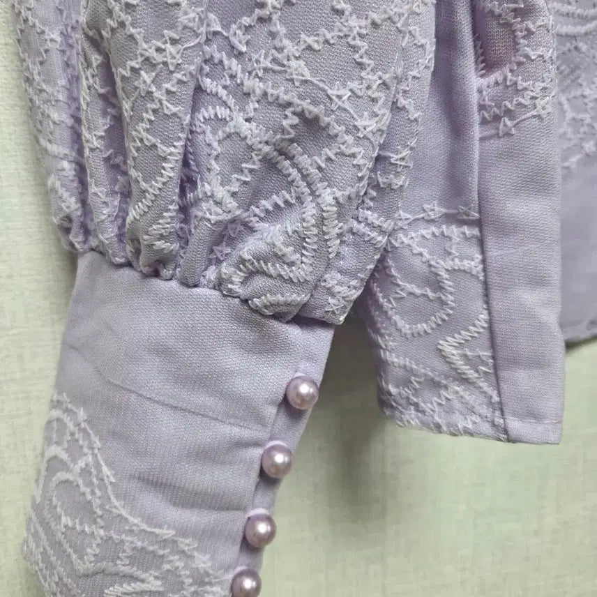 [BUNJANG] Zimmermann Style Embroidered Blouse / 라벤더 블라우스