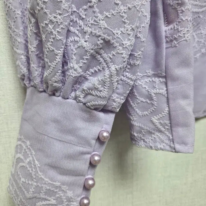 [BUNJANG] Zimmermann Style Embroidered Blouse / 라벤더 블라우스