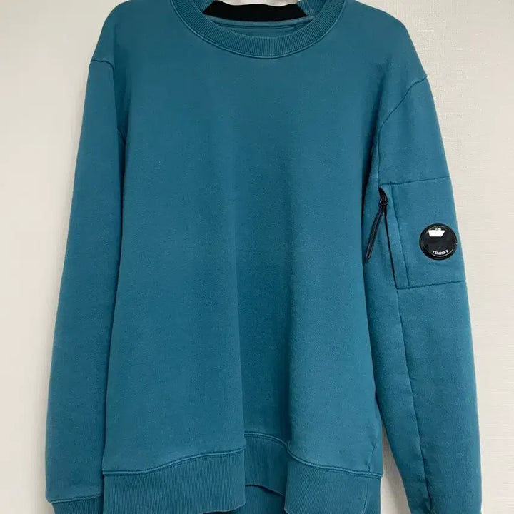 [BUNJANG] C.P. Company Diagonal Raised Fleece Sweatshirt (Shaded Spruce Blue) / CP컴퍼니 맨투맨 m사이즈 판매합니다