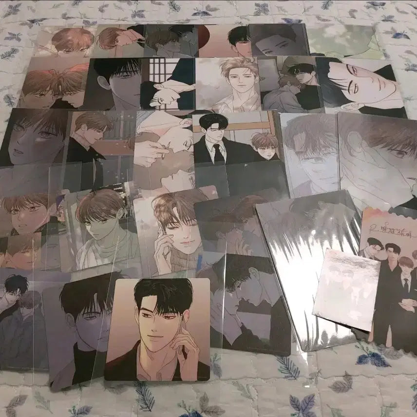 [BUNJANG] Webtoon Secret House Toonique Collaboration Cafe Exclusive Postcard, Coaster, Lenticular Bundle Set / 웹툰 비밀사이 투니크 콜라보 카페 특전 엽서 코스터 렌티큘러 일괄
