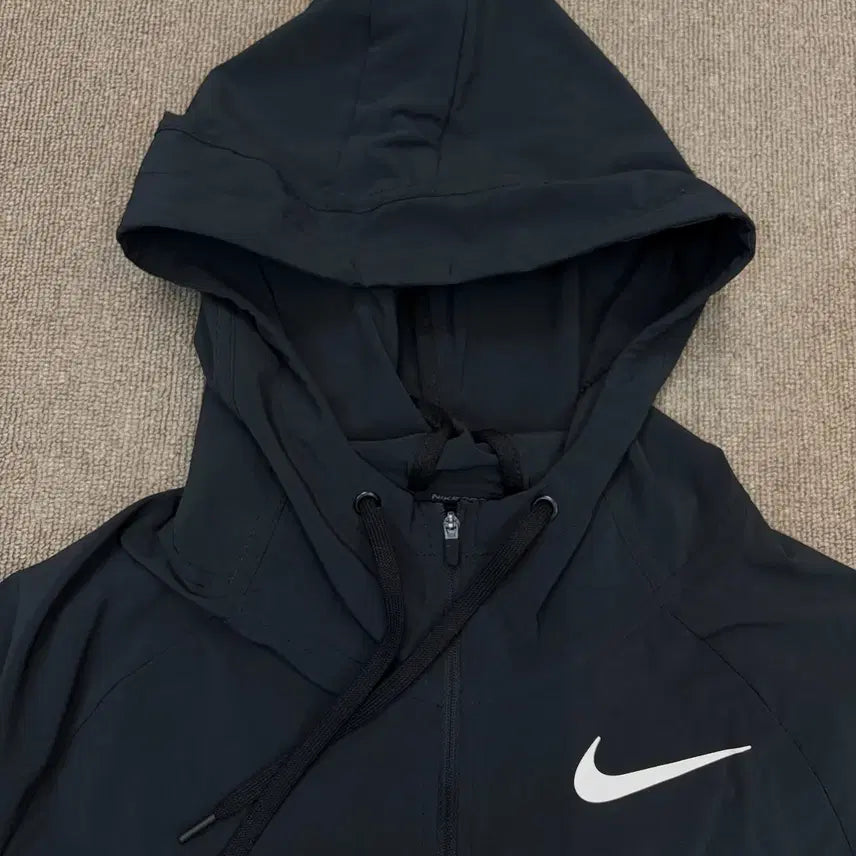 [BUNJANG] Nike Pro Dri-FIT Flex Windbreaker Jacket / nike pro 나이키 프로 드라이핏 플렉스 바람막이 자켓