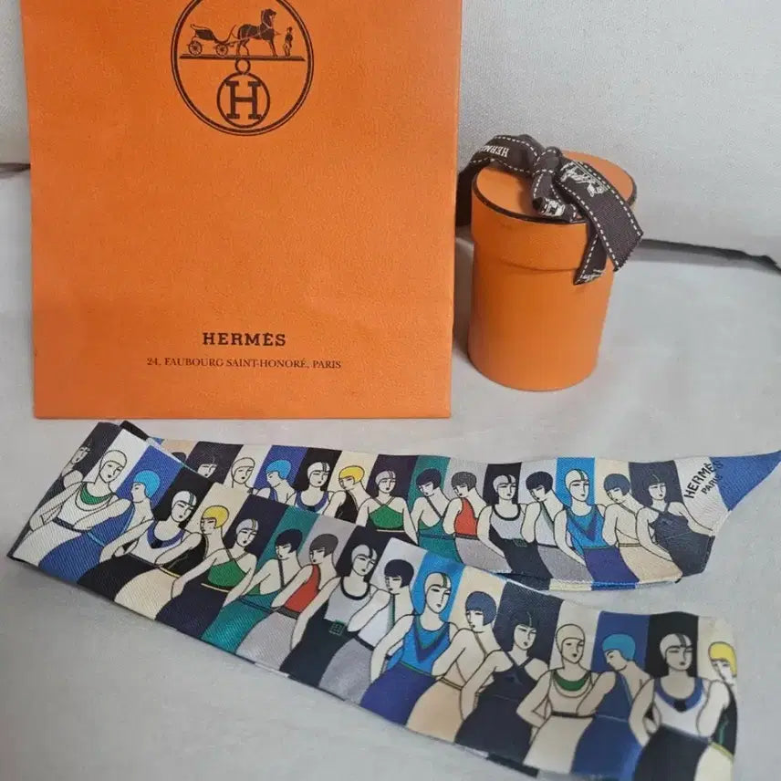 [BUNJANG] Hermès Twilly Silk Scarf / (정품) 에르메스 트윌리