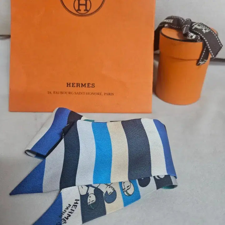 [BUNJANG] Hermès Twilly Silk Scarf / (정품) 에르메스 트윌리