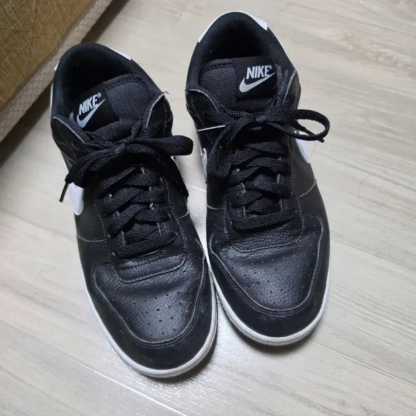 [BUNJANG] Nike Court Vision Sneakers / 나이키 코트 비전 운동화 판매