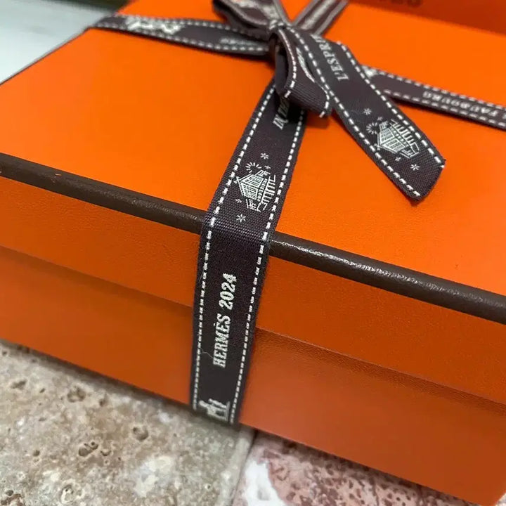 [BUNJANG] Hermes Accessory Box with Ribbon and Shopping Bag / 에르메스 액세서리 박스 + 리본 + 쇼핑백