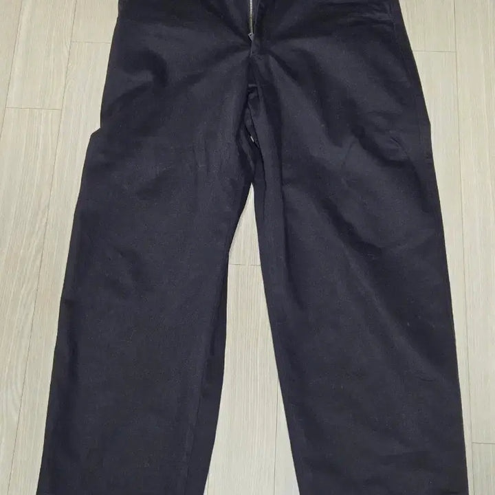 [BUNJANG] Uniqlo U Chino Pants Black Size 82 / 유니클로 U 치노팬츠 82사이즈 블랙