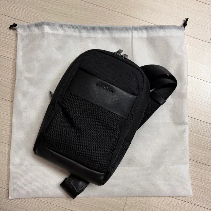 [BUNJANG] Samsonite Welzena Sling Bag / 새상품 샘소나이트 슬링백 웰제나 쌤소나이트