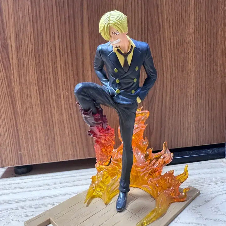 [BUNJANG] Sanji Figure with Flame Effect / 상디 판매
