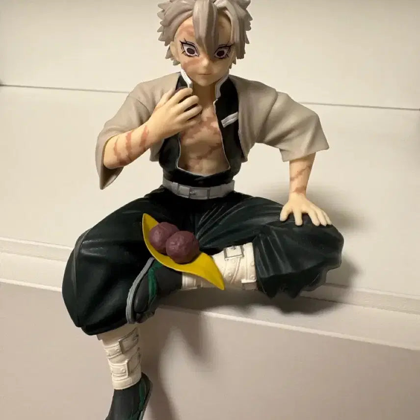 [BUNJANG] Demon Slayer Sanemi Chokonose Figure / 귀멸의 칼날 사네미 쵸코노세 피규어