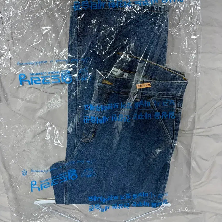 [BUNJANG] Uniform Bridge Wide One-Tuck Denim Pants Indigo / (32-34) 유니폼브릿지 와이드 원턱 데님 팬츠 인디고