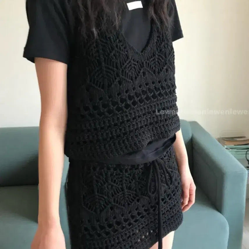 [BUNJANG] Domatic Brand Blossom Shirt - Black / 위아 블러썸셔츠_블랙