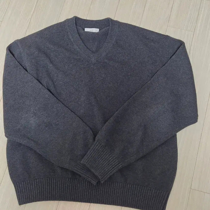 [BUNJANG] ASP V-Neck Knit XL Charcoal / 애습 브이넥 니트 xl 챠콜