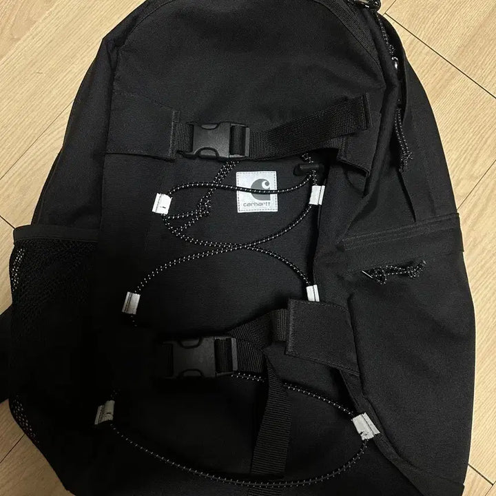 [BUNJANG] Carhartt WIP Reflective Kickflip Backpack / 칼하트 WIP 리플렉티브 킥플립 백팩/ 칼하트 리플렉티브