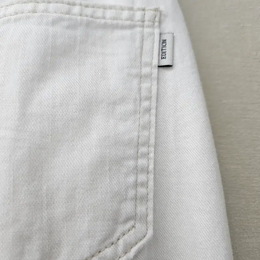 [BUNJANG] Celebshop 25S White Wide Denim Pants Size 25 / 셀렙샵  25S 화이트 와이드데님 25