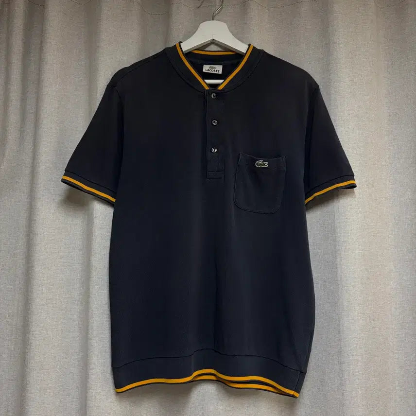 [BUNJANG] Lacoste Cotton Henley Neck T-Shirt / 라코스테 반팔 헨리넥 티셔츠 100 (L)