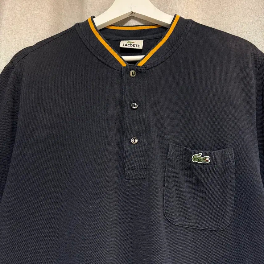 [BUNJANG] Lacoste Cotton Henley Neck T-Shirt / 라코스테 반팔 헨리넥 티셔츠 100 (L)