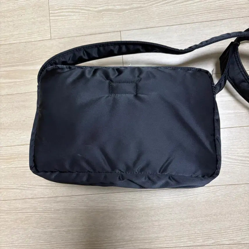 [BUNJANG] Porter Yoshida Tanker Shoulder Bag S Black New Model / 요시다포터 porter 탱커 숄더백 S 블랙 신형