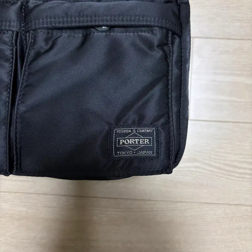 [BUNJANG] Porter Yoshida Tanker Shoulder Bag S Black New Model / 요시다포터 porter 탱커 숄더백 S 블랙 신형