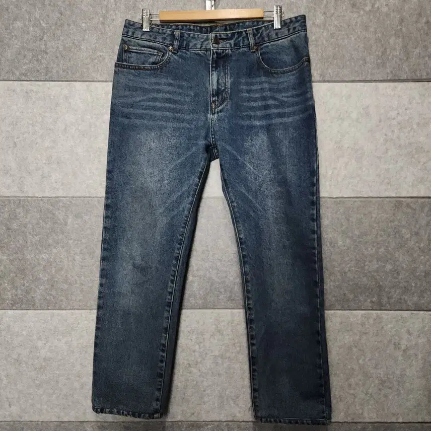 [BUNJANG] Beanpole Unisex Mid-Tone Washed Denim Pants (Size 84) / 빈폴 남녀공용 미드톤 워싱 데님 (사이즈 84)