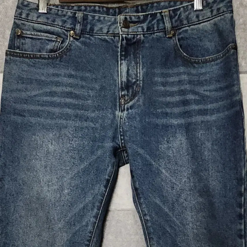 [BUNJANG] Beanpole Unisex Mid-Tone Washed Denim Pants (Size 84) / 빈폴 남녀공용 미드톤 워싱 데님 (사이즈 84)