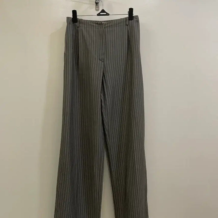 [BUNJANG] I BLUES Summer Slacks / I BLUES  여름슬랙스