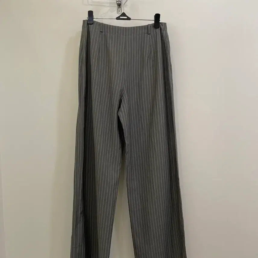 [BUNJANG] I BLUES Summer Slacks / I BLUES  여름슬랙스