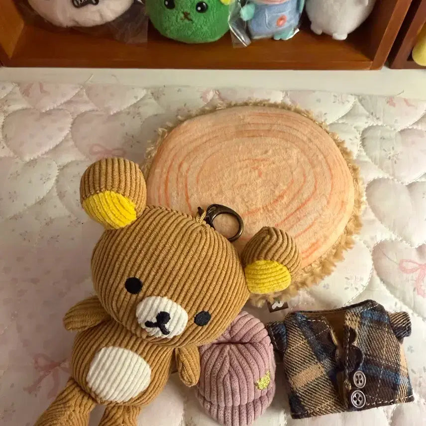 [BUNJANG] Rilakkuma Corduroy Doll Keychain with Interchangeable Outfits / 옷입히기 코듀로이 리락쿠마