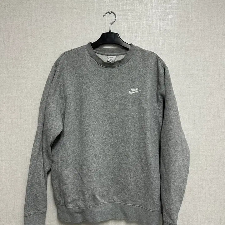 [BUNJANG] Nike Grey Mini Logo Sweatshirt Size 105 / 사이즈 105) 나이키 그레이 맨투맨