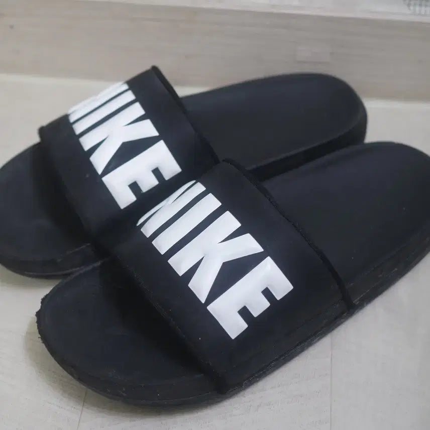 [BUNJANG] Vans Mule &amp; Nike Slippers (240mm) / 반스 뮬 + 나이키 슬리퍼 ( 240사이즈)