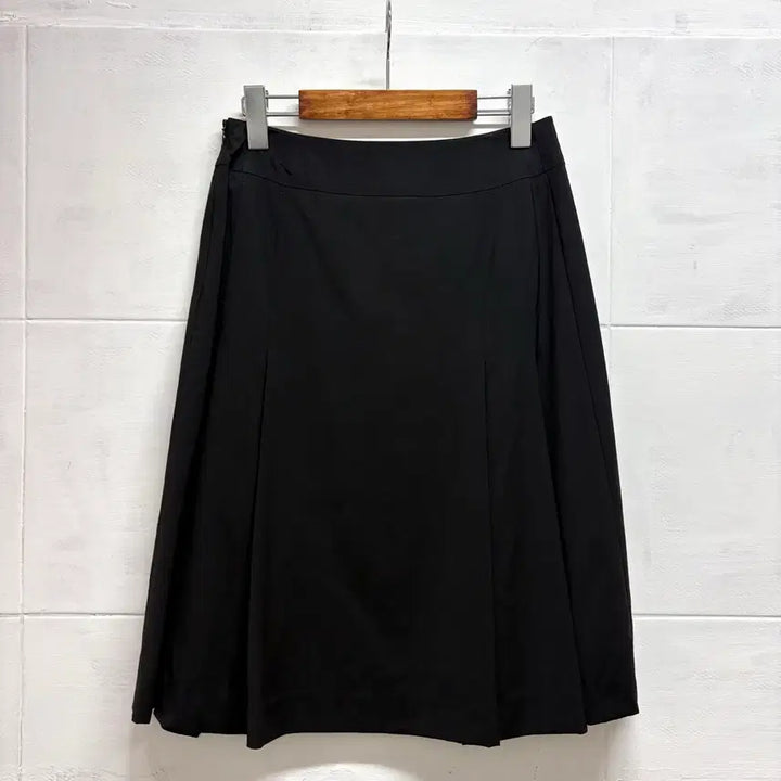 [BUNJANG] Black Pleated Midi Skirt (JPN 38) / 블랙 주름 미디스커트 페어리 38 JPN