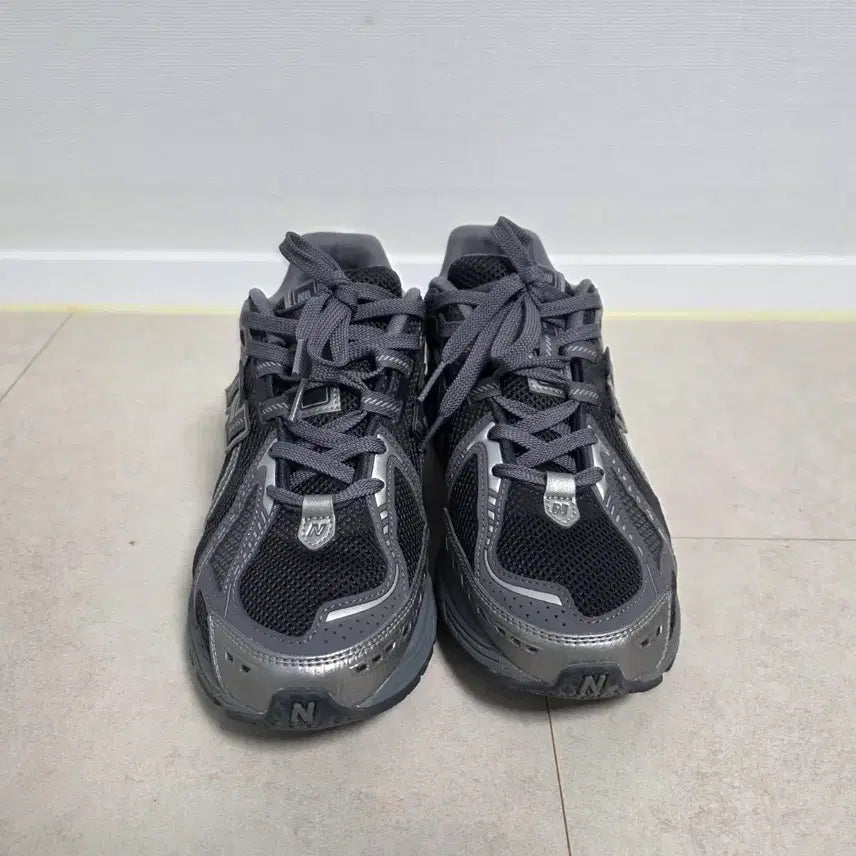 [BUNJANG] New Balance 1906 Phantom Black Sneakers (265mm) / 뉴발란스 1906 팬텀블랙 (265)