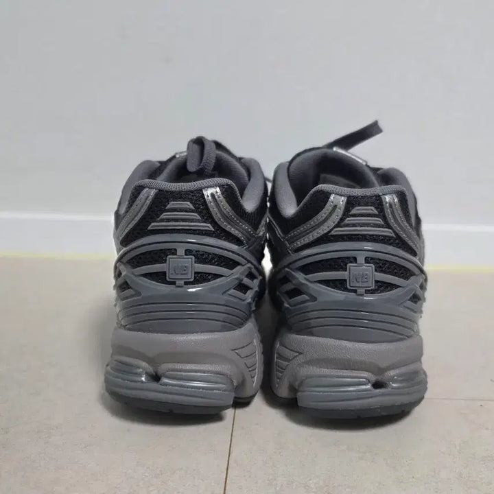 [BUNJANG] New Balance 1906 Phantom Black Sneakers (265mm) / 뉴발란스 1906 팬텀블랙 (265)