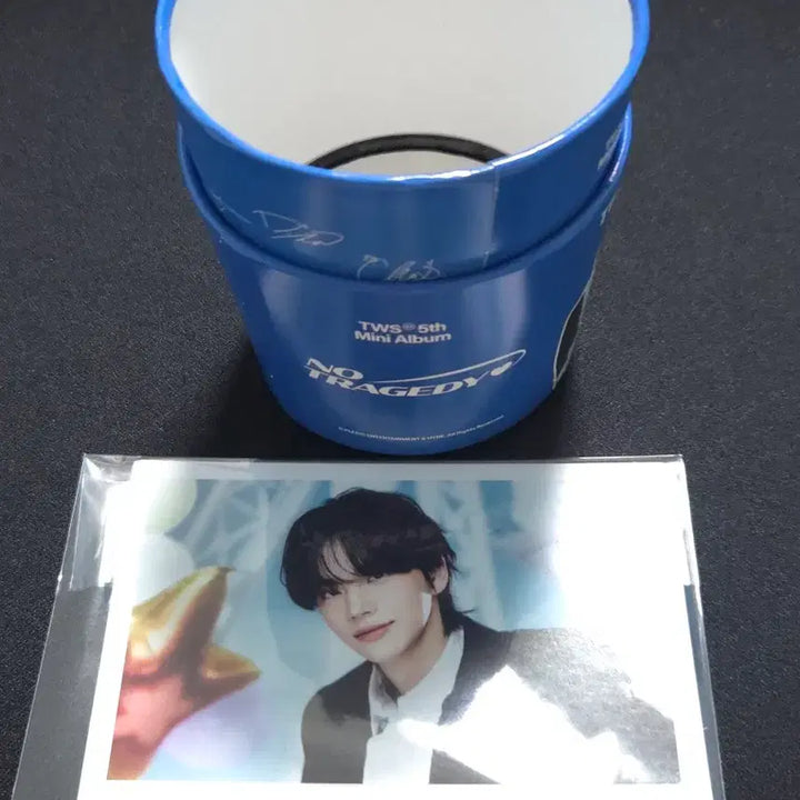 [BUNJANG] TWS CHA HAEWON Photocard + Cup Holder (Sealed, Unused) / 투어스(TWS) 차백도 포토카드+컵홀더 [미개봉 미사용]